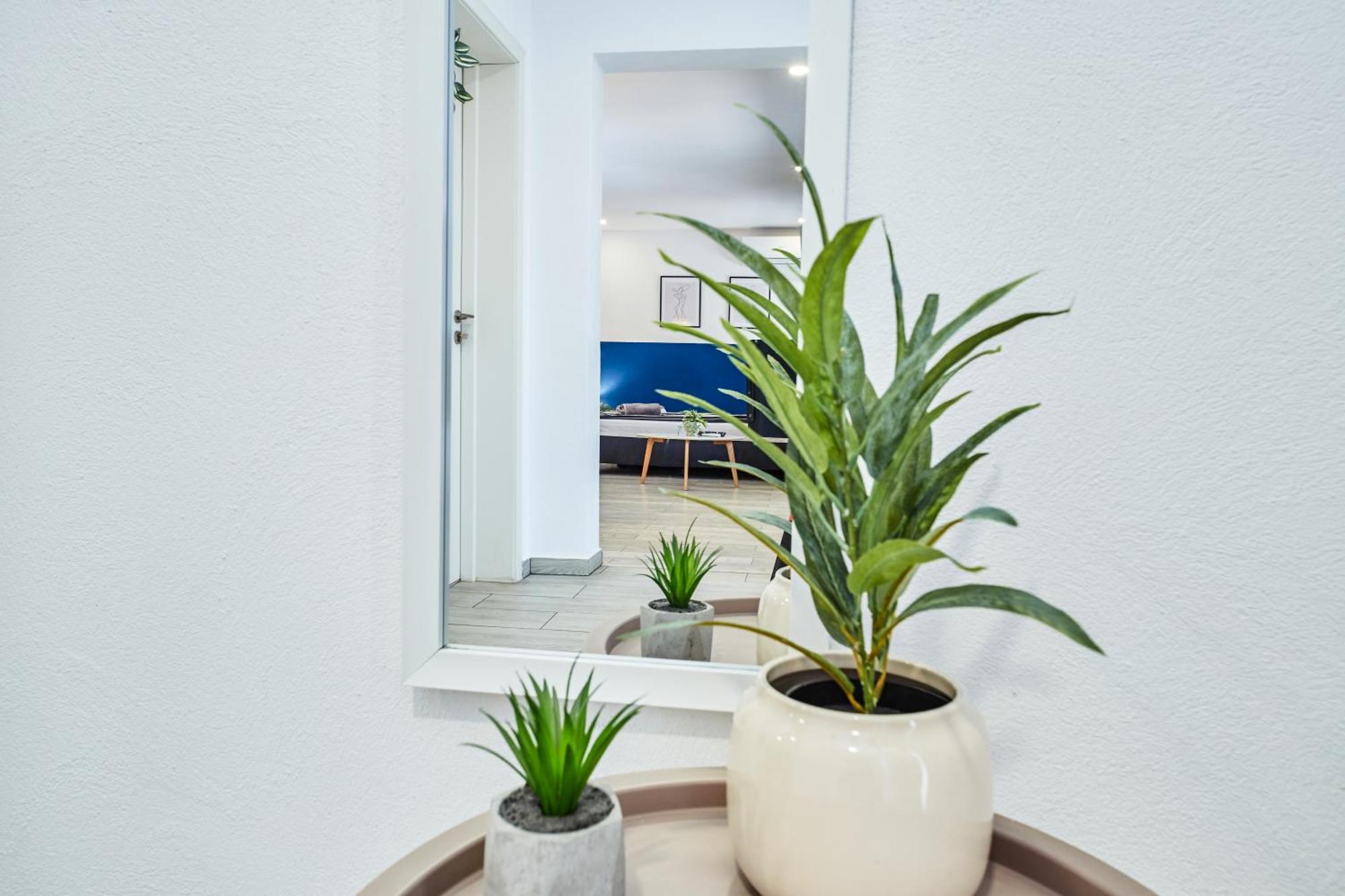 Marcos Apartments Victoriei - Self Check-In Решица Экстерьер фото